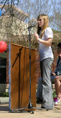 Lindsay St. Hill, participating in the ASDVC debate on Tuesday March 31 2009 . DVC, ICC and DVC) ()