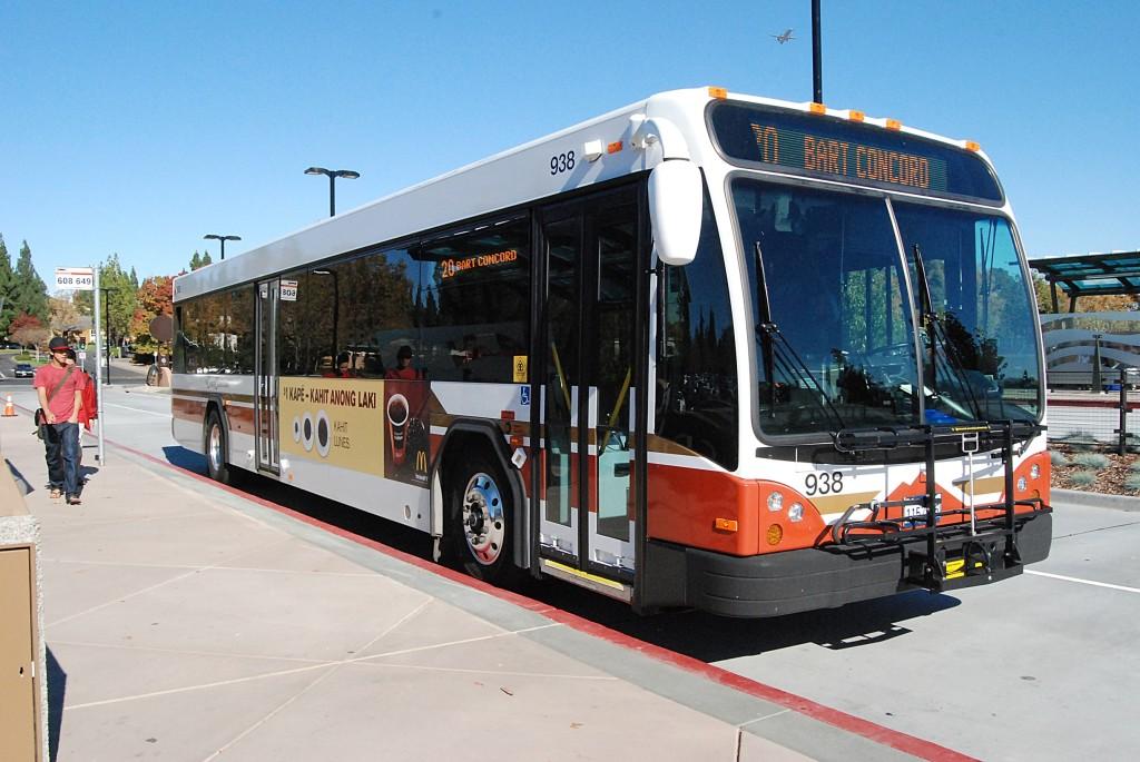 A County Connection bus waits to pick up students at the DVC bus terminal. (Annie Sciacca/The Inquirer)