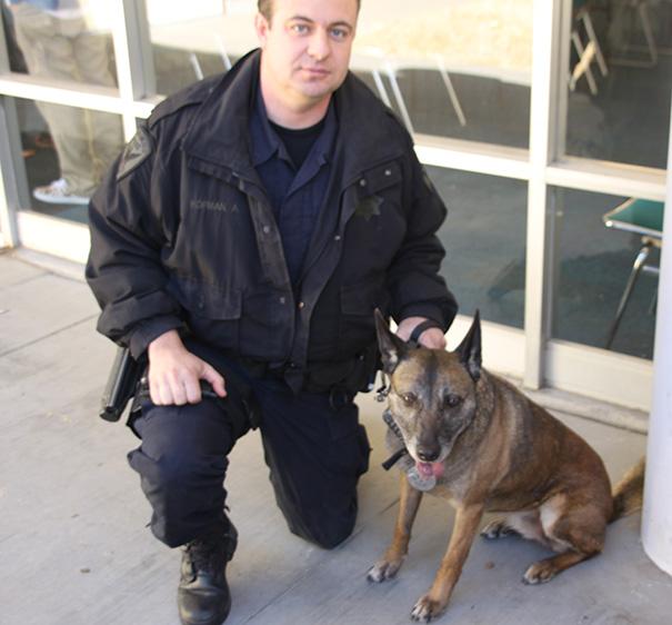 San+Francisco+Police+K-9+Unit+teaches+student+about+law+enforcement+as+a+career.