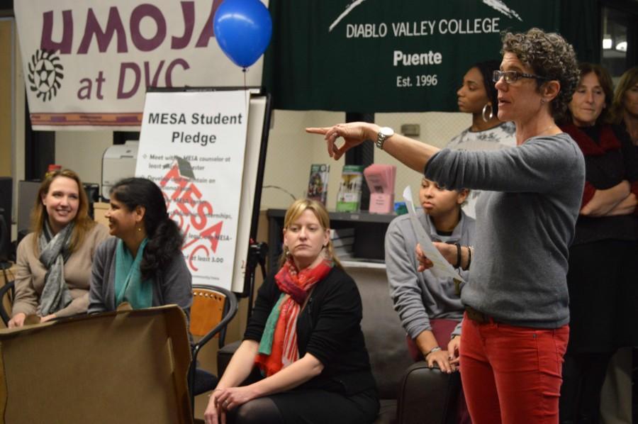 English professor and Umoja co-coordinator Heidi Goen-Salter presenting some benefits of a collaborated building.