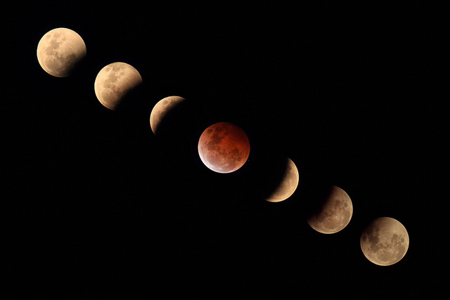 Phases of the blood moon. Images courtesy of Flickr user krheesy under a Creative Commons Attribution 2.0 Generic license