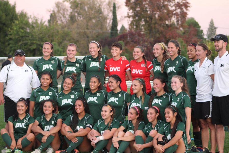 2016 womens soccer team.