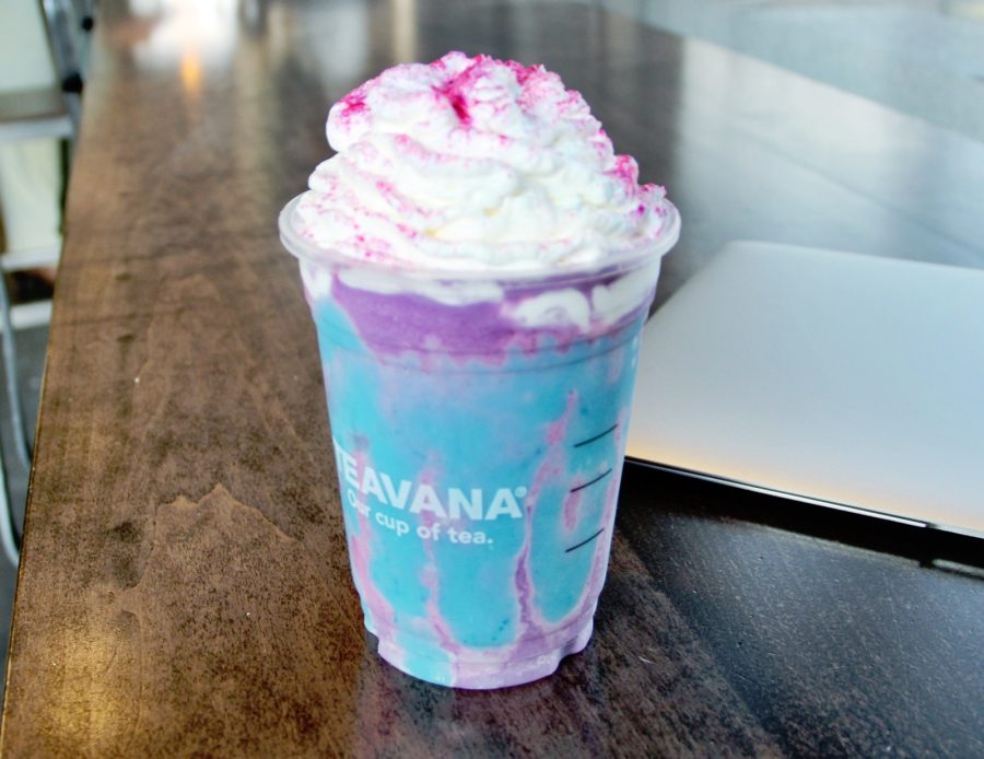 Starbucks Unicorn Frappuccino on its release date.