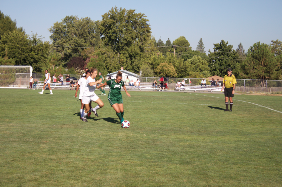 Macdonald scores brace as Vikings win 3-0