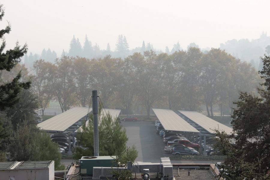 Diablo Valley College has seen the effects of the Butte County fire engulf the campus in smoke (Luis Lopez/The Inquirer)