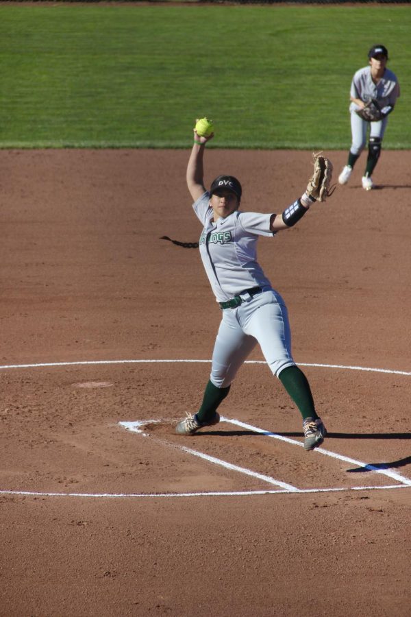 Sophomore Mariah Schuchart pitches for DVC vs Cabrillo Feb. 21  (Samantha Laurey/ Inquirer)