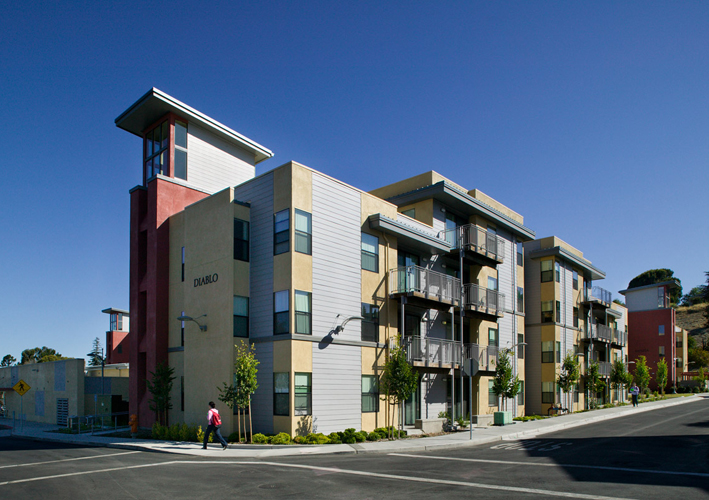 CSU East Bay - Pioneer Heights Student Housing
Hayward, California (Photo courtesy of Popochen)