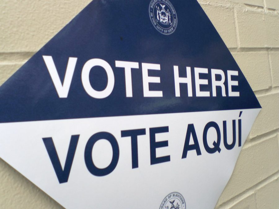 Voting+sign+photo+courtesy+of+Rob+Boudon.