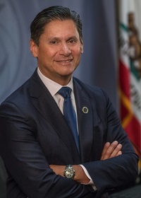 Chancellor Eloy Ortiz Oakley. Photo from California Community Colleges website.